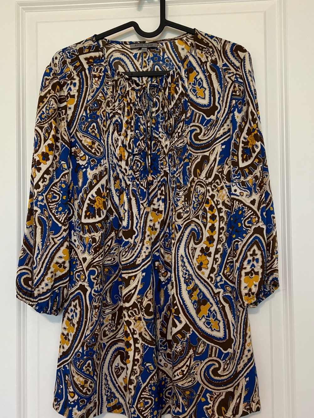 Anne Klein NY Silk/ spandex Blue,Brown,Cream Paisley Tunic/ blouse sz.2